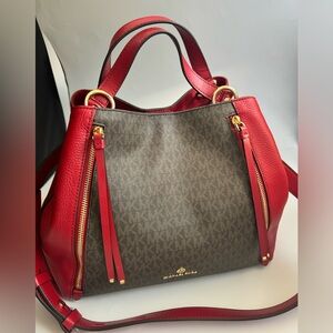 Michael Kors Brooklyn Large Grab Tote